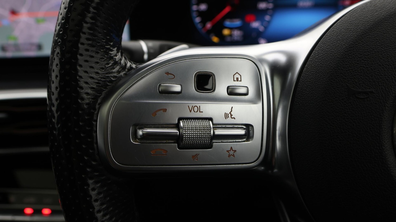 Used Mercedes-Benz EQC 2022 for sale - 76381183: Photo 24