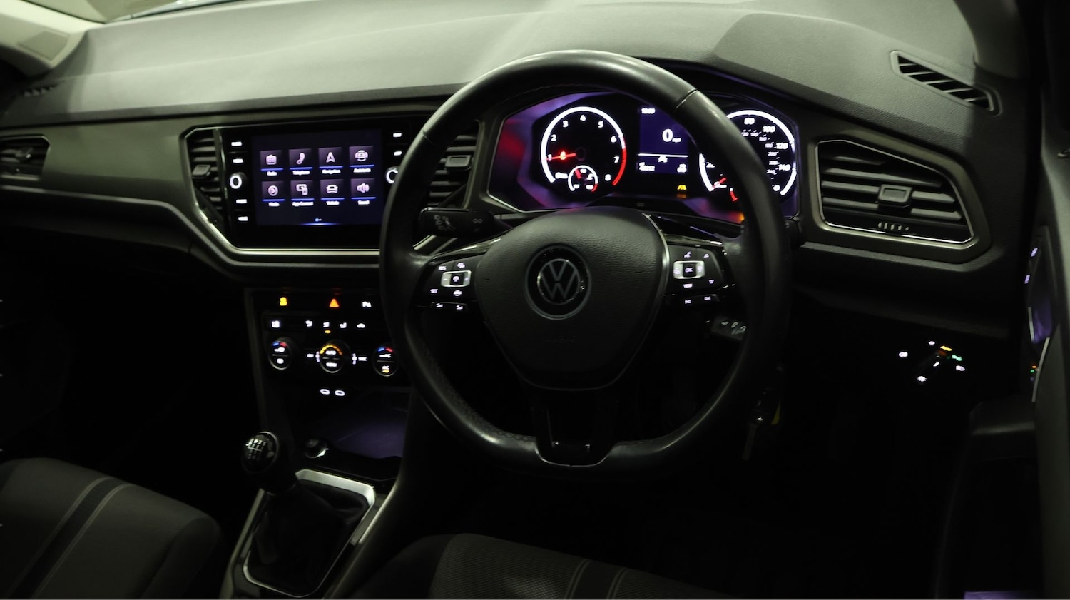 Used Volkswagen T-Roc 2021 for sale - 77306397: Photo 9