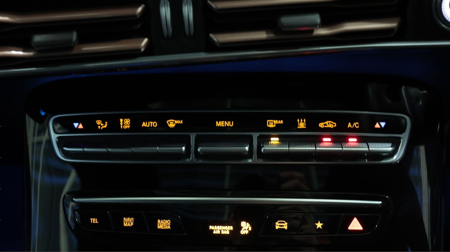 Used Mercedes-Benz EQC 2021 for sale - 77644000: Photo 12