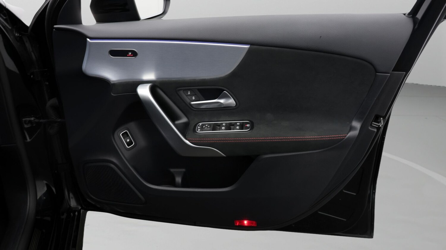 Used Mercedes-Benz A-Class 2023 for sale - 77584892: Photo 15