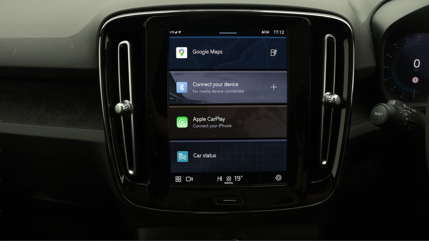 Used Volvo C40 2022 for sale - 77752800: Photo 11