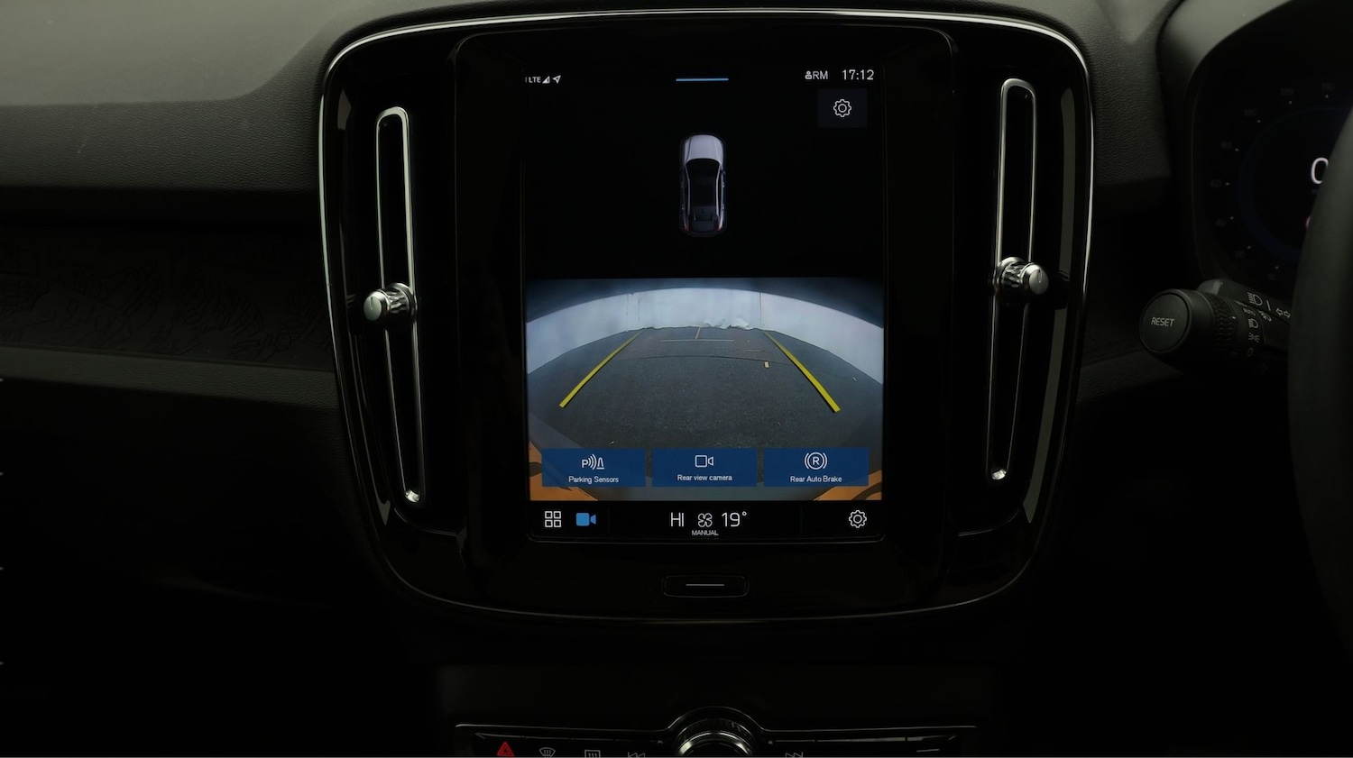 Used Volvo C40 2022 for sale - 77752800: Photo 22