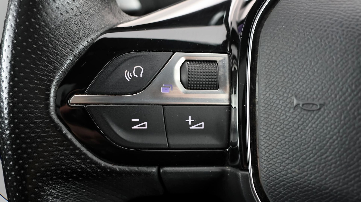 Used Peugeot 5008 2019 for sale - 77181510: Photo 28