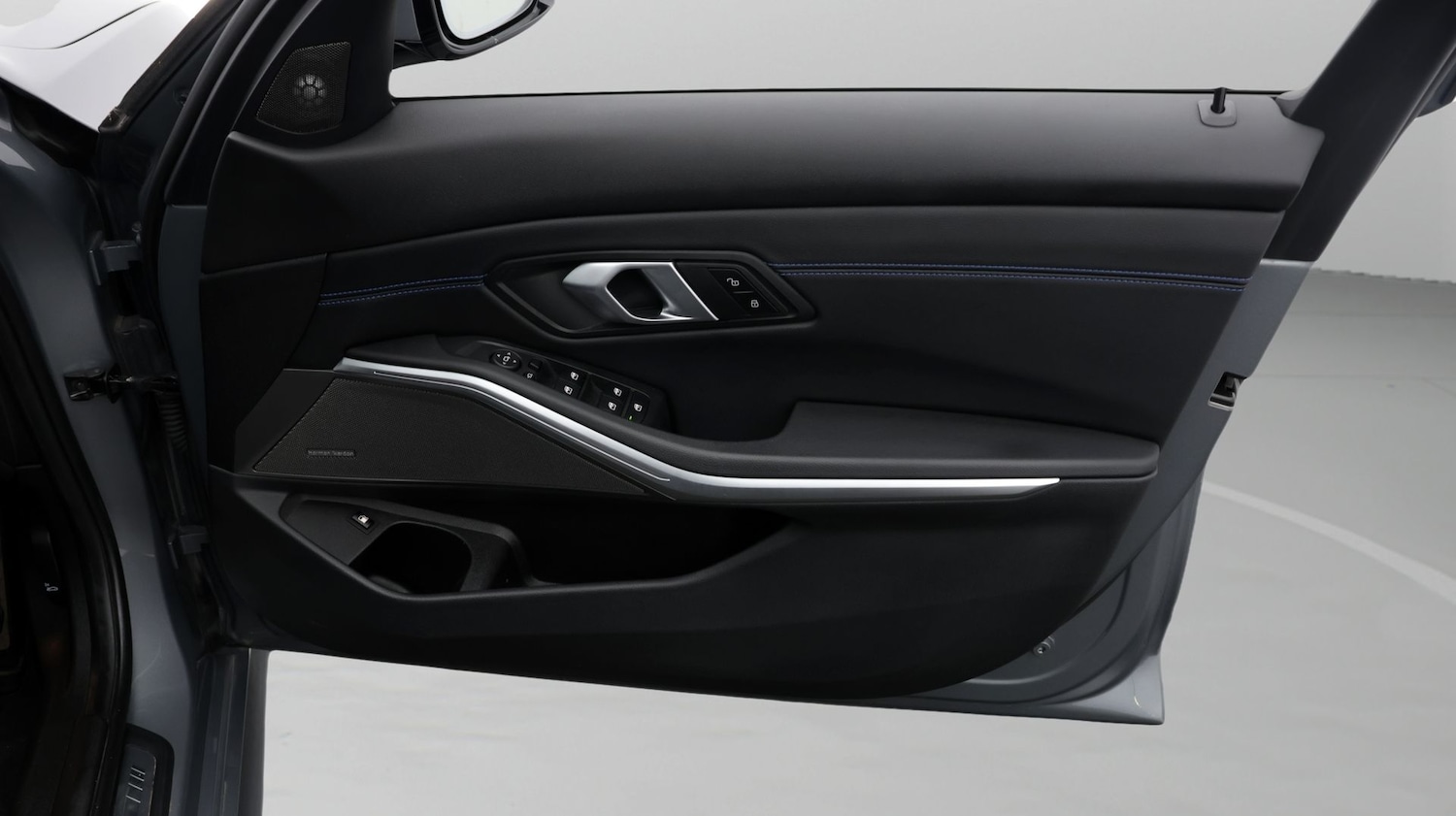 Used BMW 3 Series 2023 for sale - 77536352: Photo 15