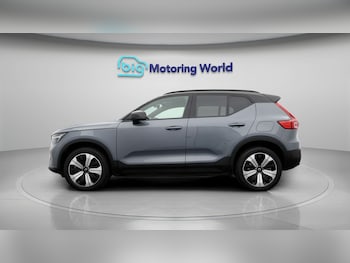 Used Volvo XC40 2023 for sale - 78980782: Photo