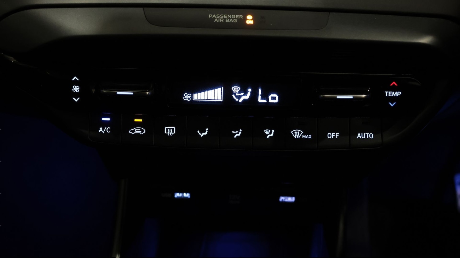 Used Hyundai BAYON 2023 for sale - 77901400: Photo 12