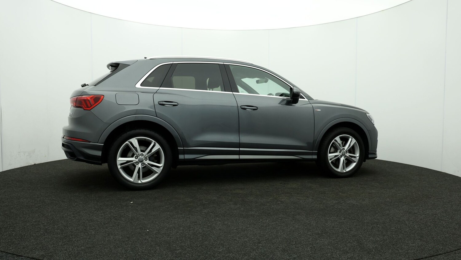 Used Audi Q3 for sale - 76810749: Photo 33