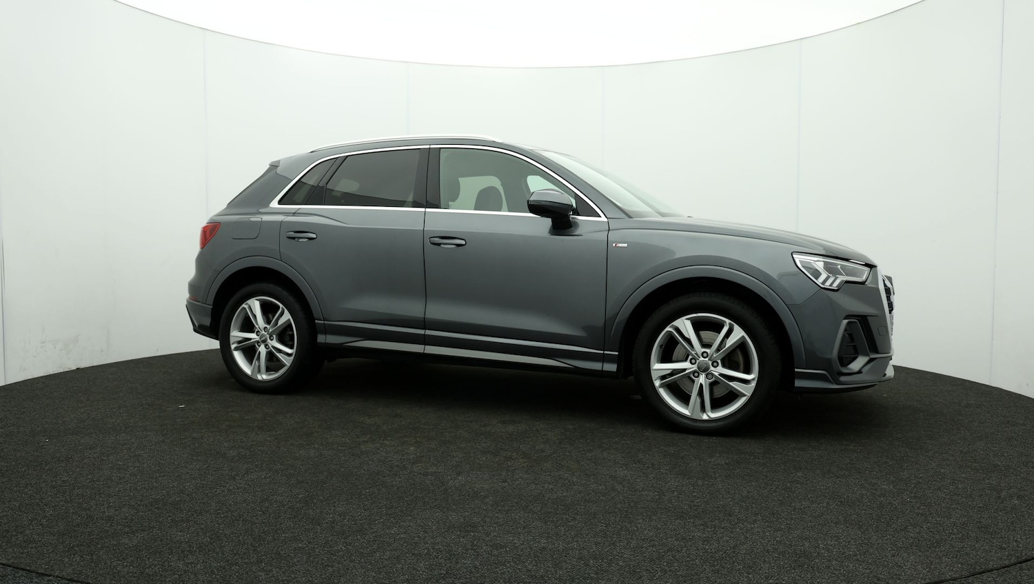 Used Audi Q3 for sale - 76810749: Photo 40