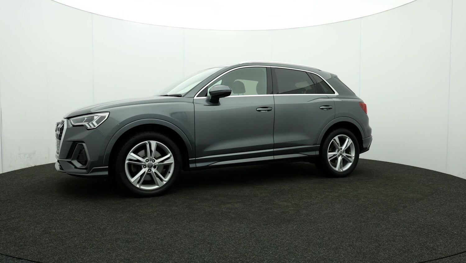 Used Audi Q3 for sale - 76810749: Photo 60