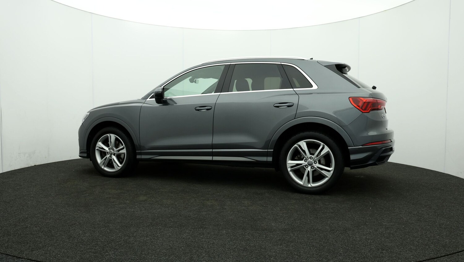 Used Audi Q3 for sale - 76810749: Photo 68