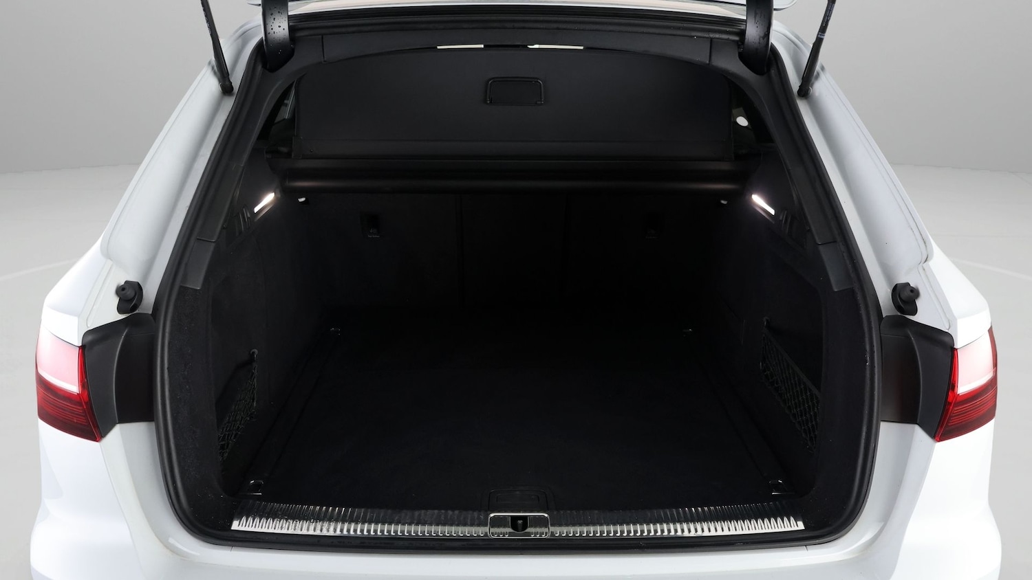 Used Audi A4 2022 for sale - 77420583: Photo 17