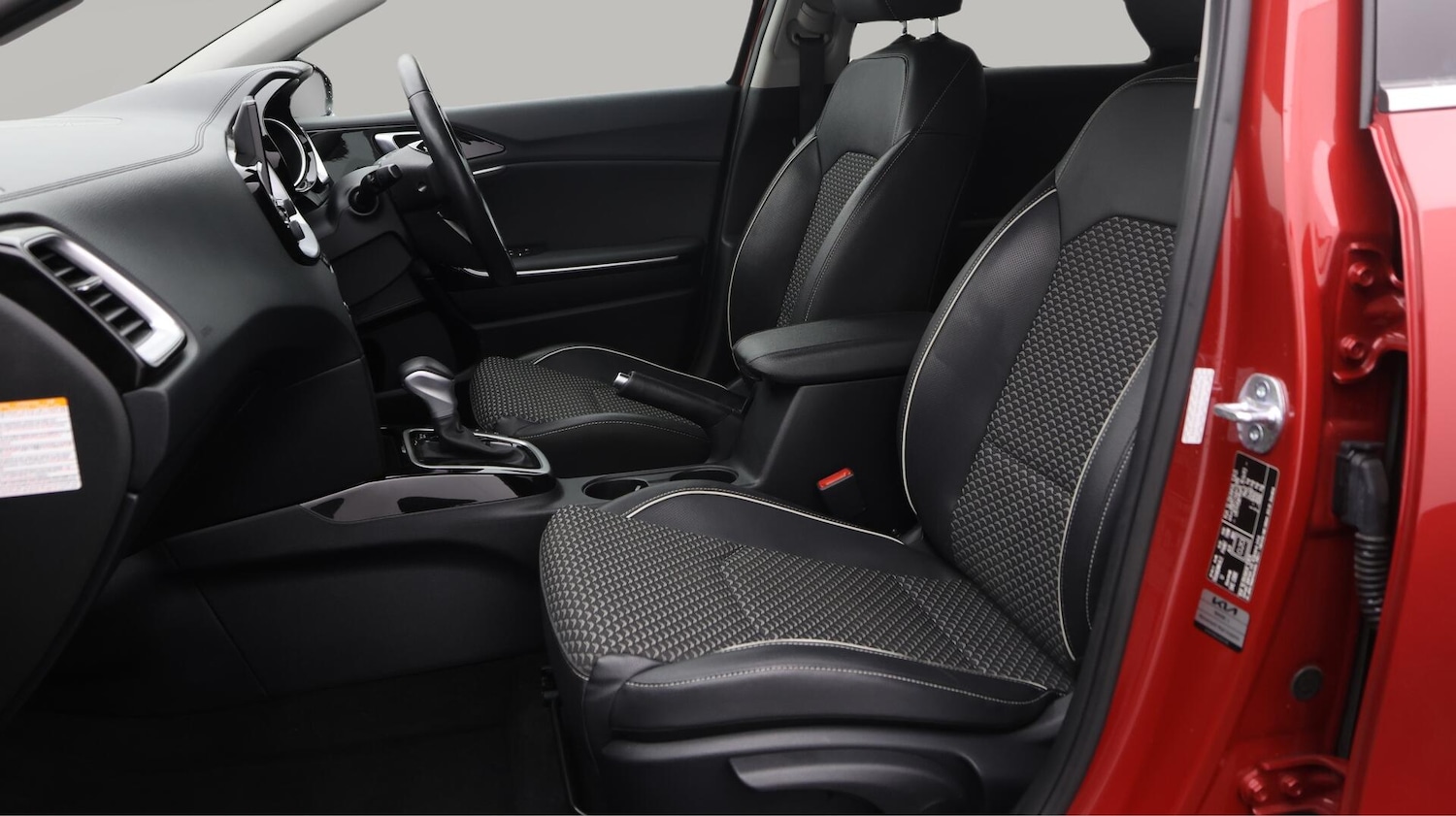 Used Kia Ceed 2023 for sale - 76408600: Photo 15