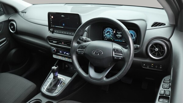Used Hyundai KONA 2021 for sale - 76121876: Photo 10