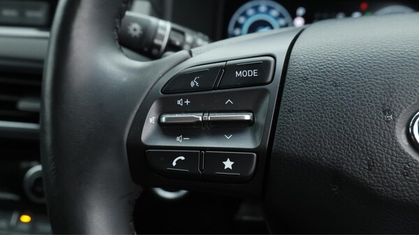 Used Hyundai KONA 2021 for sale - 76121876: Photo 25