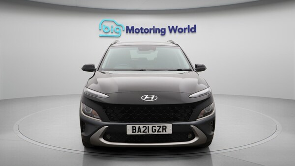 Used Hyundai KONA 2021 for sale - 76121876: Photo 3