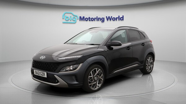 Used Hyundai KONA 2021 for sale - 76121876: Photo 4
