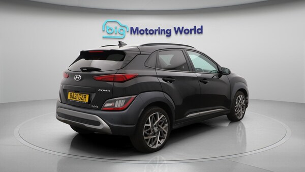 Used Hyundai KONA 2021 for sale - 76121876: Photo 8