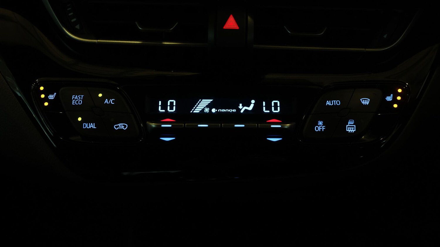 Used Toyota C-HR for sale - 77467133: Photo 12