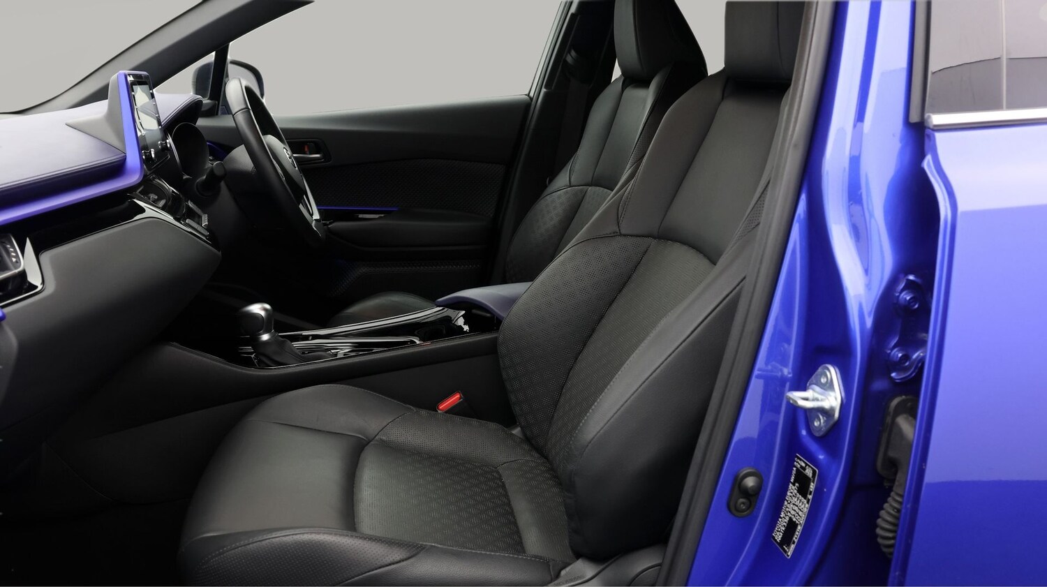 Used Toyota C-HR for sale - 77467133: Photo 14