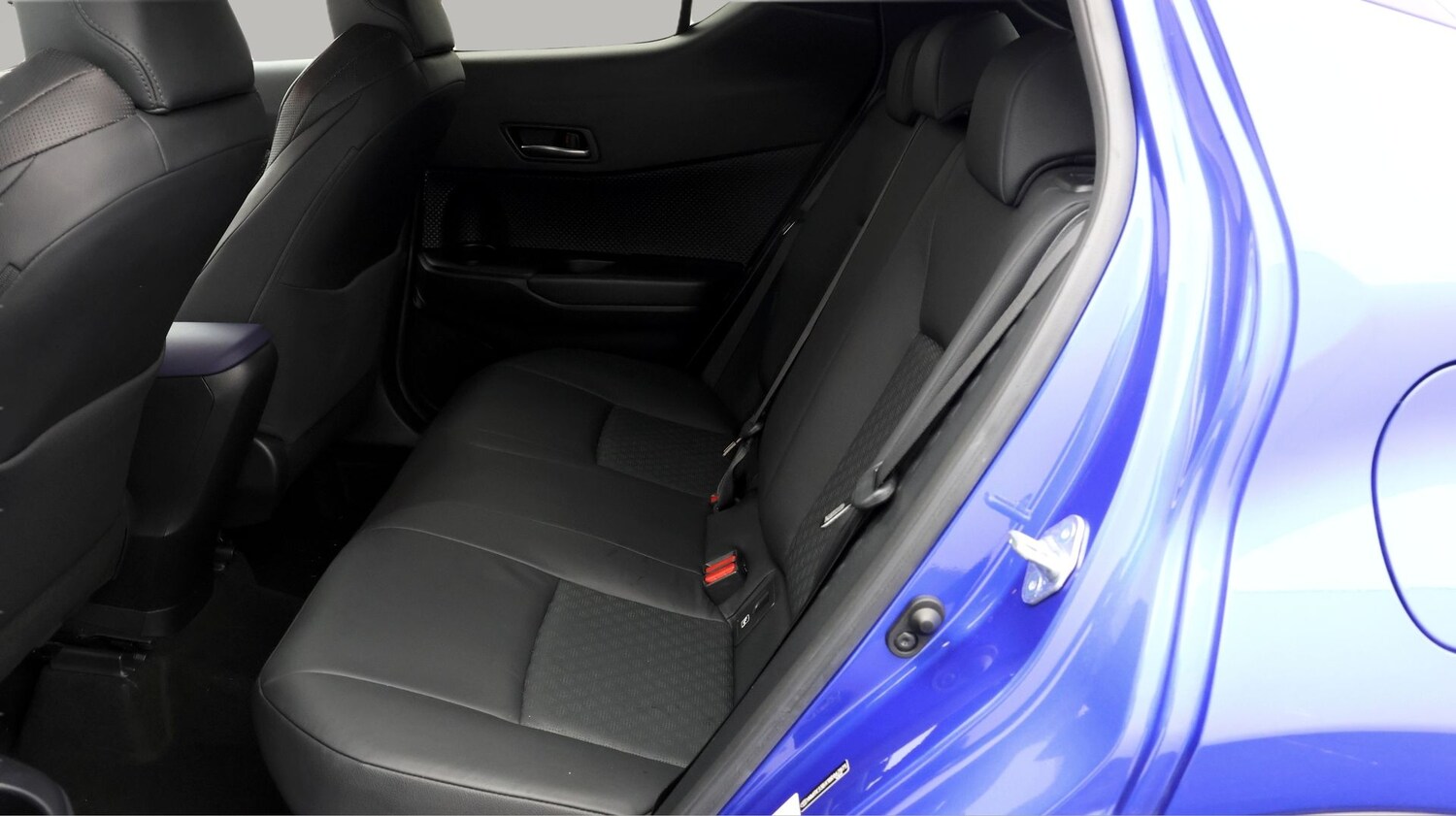 Used Toyota C-HR for sale - 77467133: Photo 16