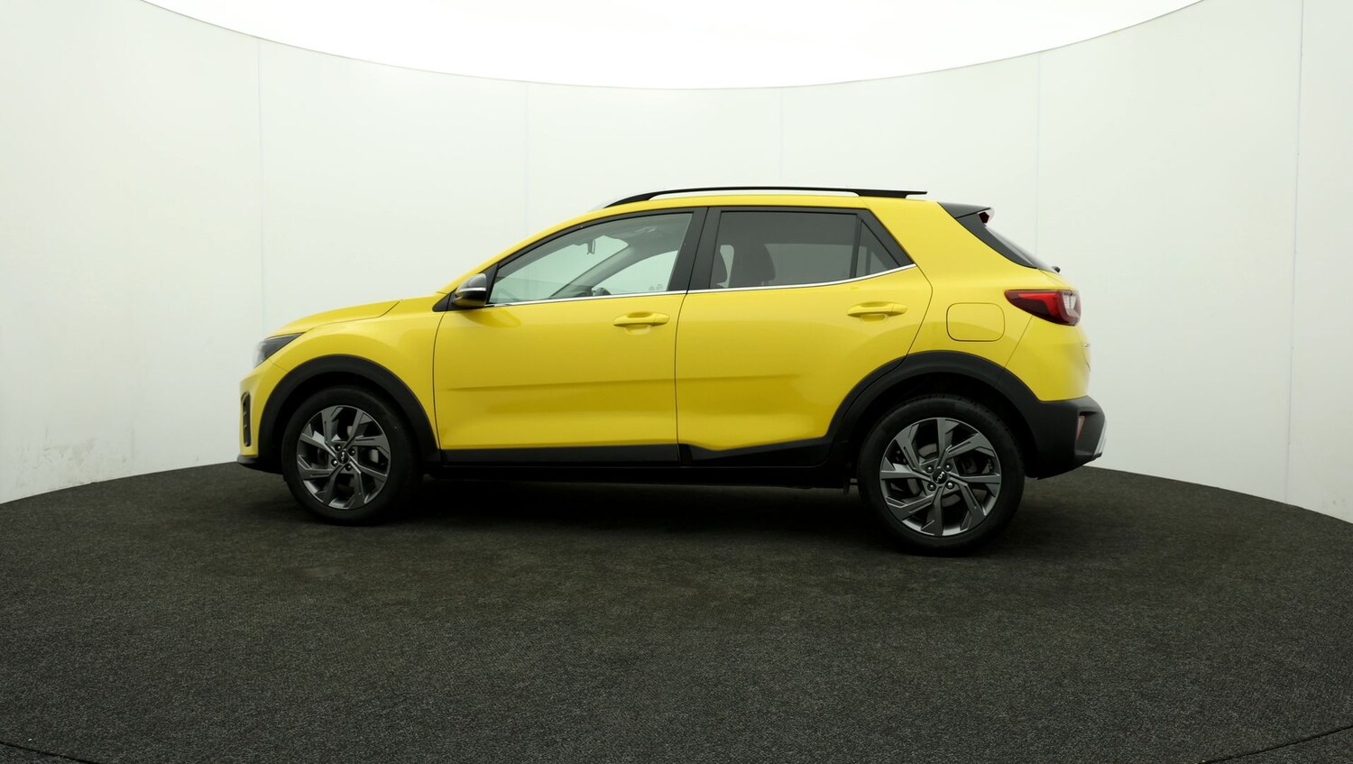 Used Kia Stonic for sale - 76809508: Photo 64