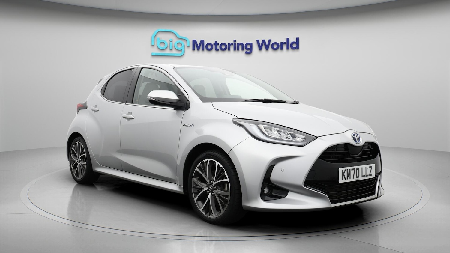 Used Toyota Yaris 2020 for sale - 76561747: Photo 2
