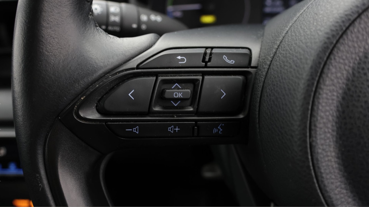 Used Toyota Yaris 2023 for sale - 77651618: Photo 24