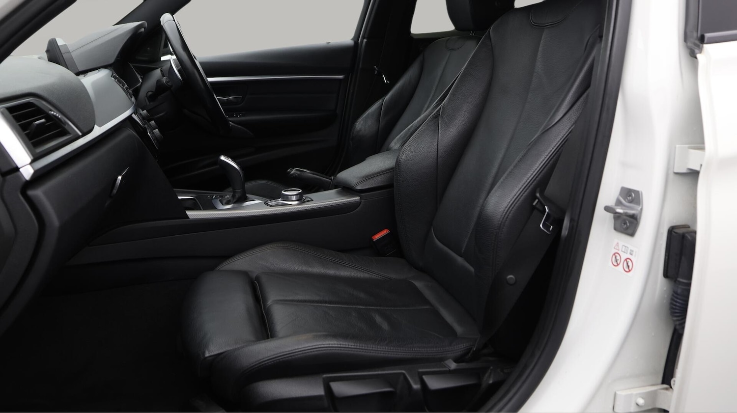 Used BMW 3 Series 2018 for sale - 76398291: Photo 15