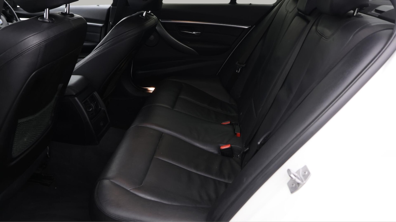 Used BMW 3 Series 2018 for sale - 76398291: Photo 17