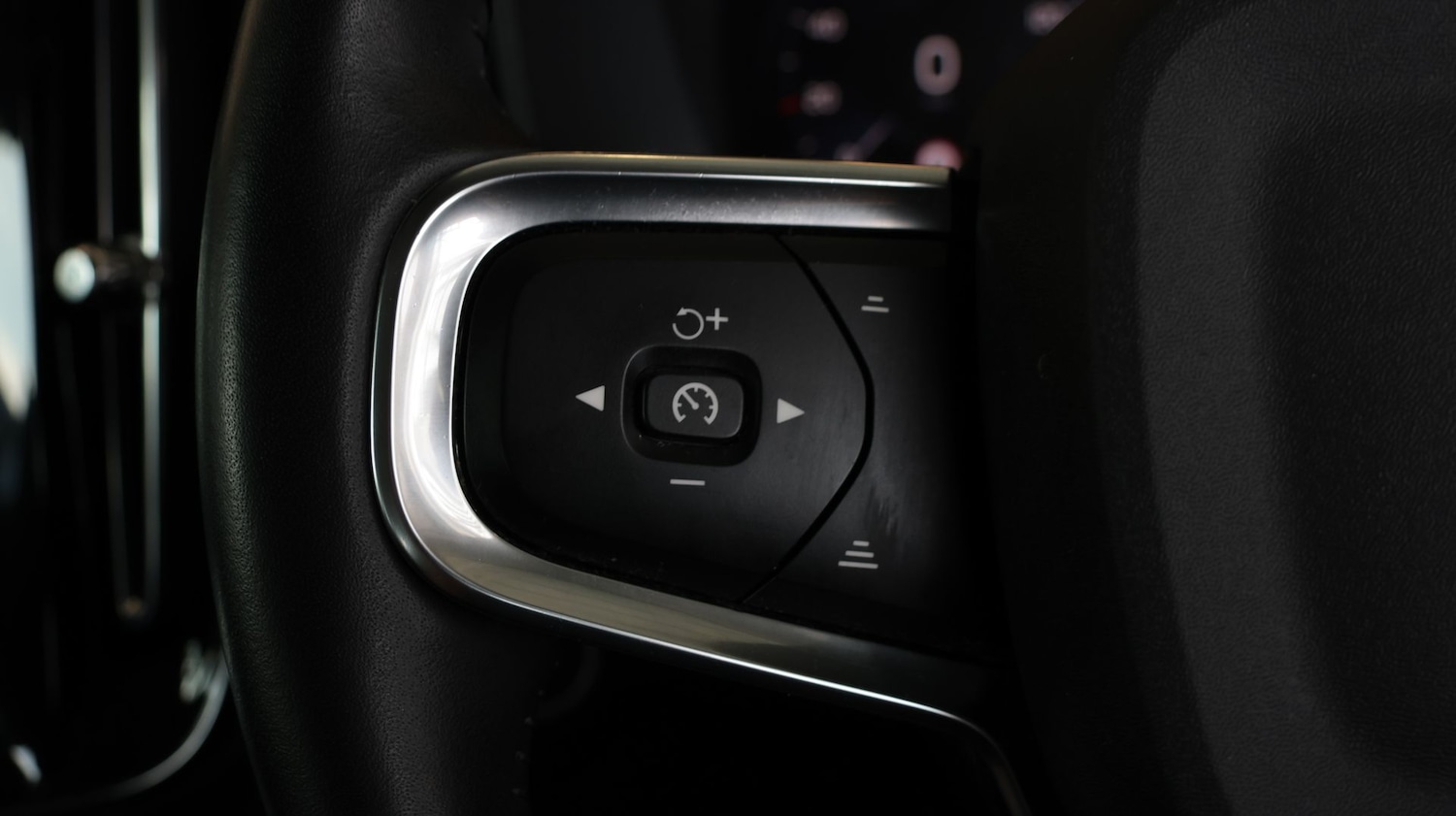 Used Volvo XC40 2020 for sale - 77953761: Photo 22