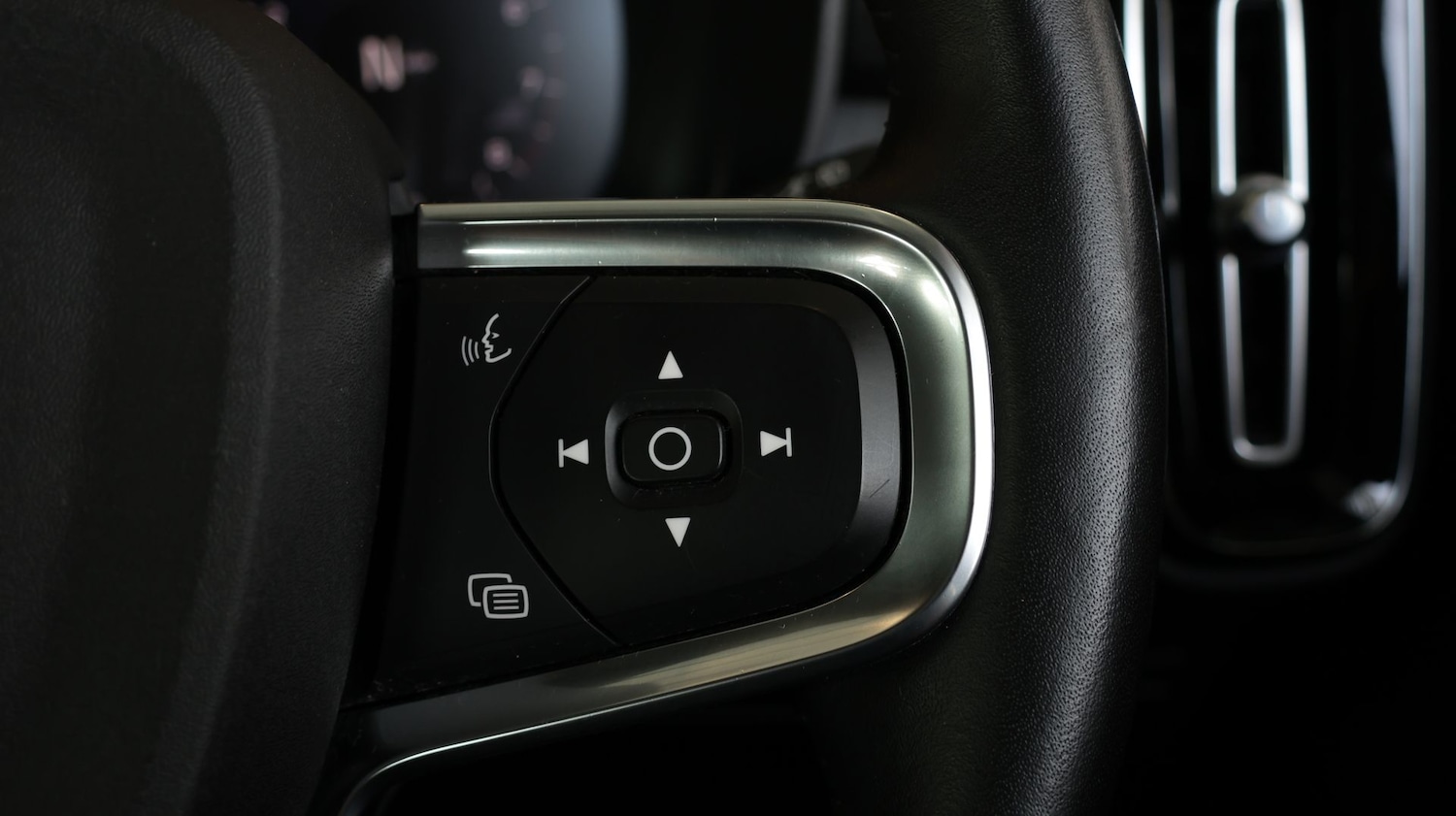 Used Volvo XC40 2020 for sale - 77953761: Photo 23