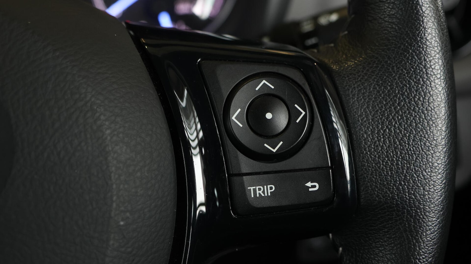 Used Toyota Yaris 2018 for sale - 76512576: Photo 25