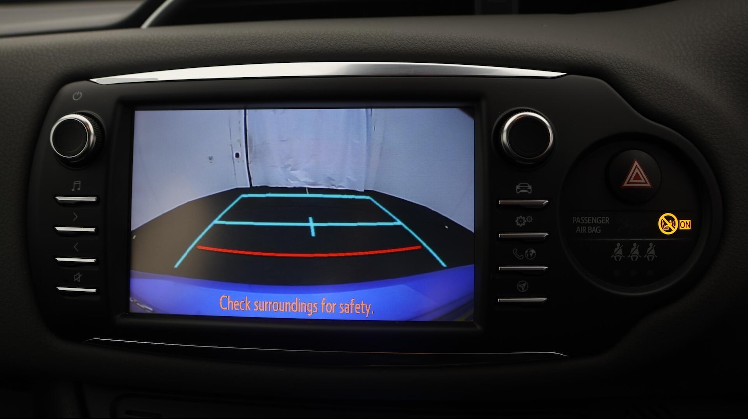 Used Toyota Yaris 2018 for sale - 76512576: Photo 26