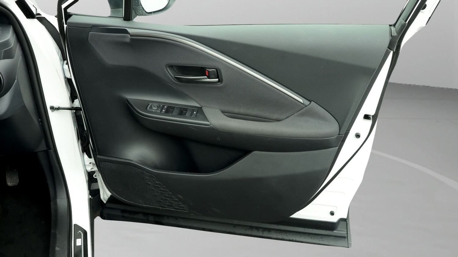 Used Toyota C-HR 2025 for sale - 78046654: Photo 15