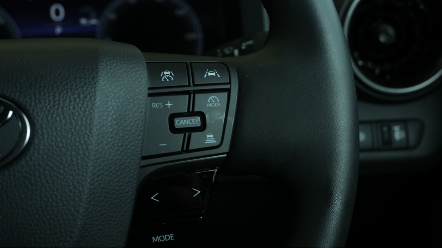 Used Toyota C-HR 2025 for sale - 78046654: Photo 21