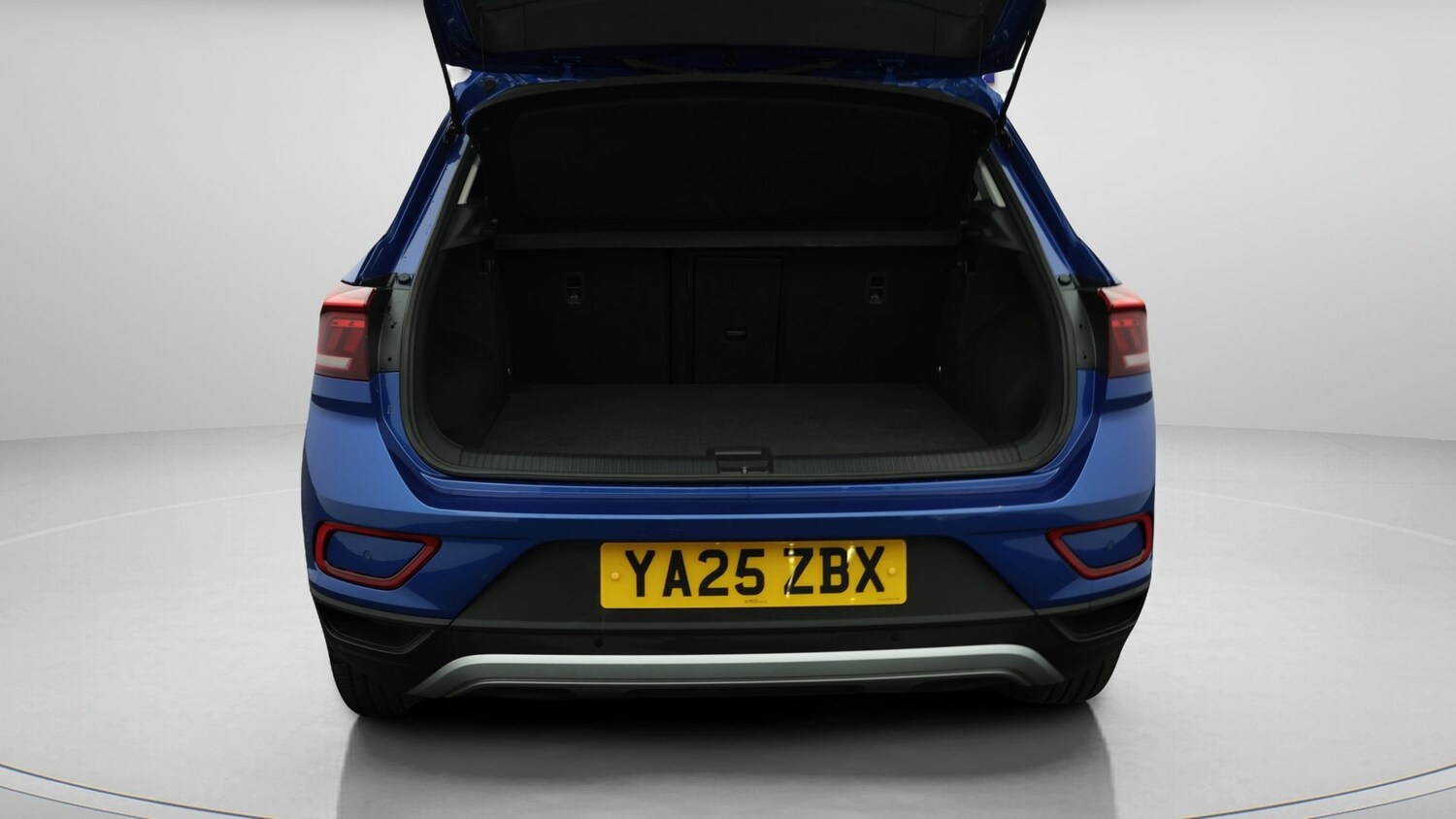 Used Volkswagen T-Roc 2025 for sale - 78073377: Photo 17