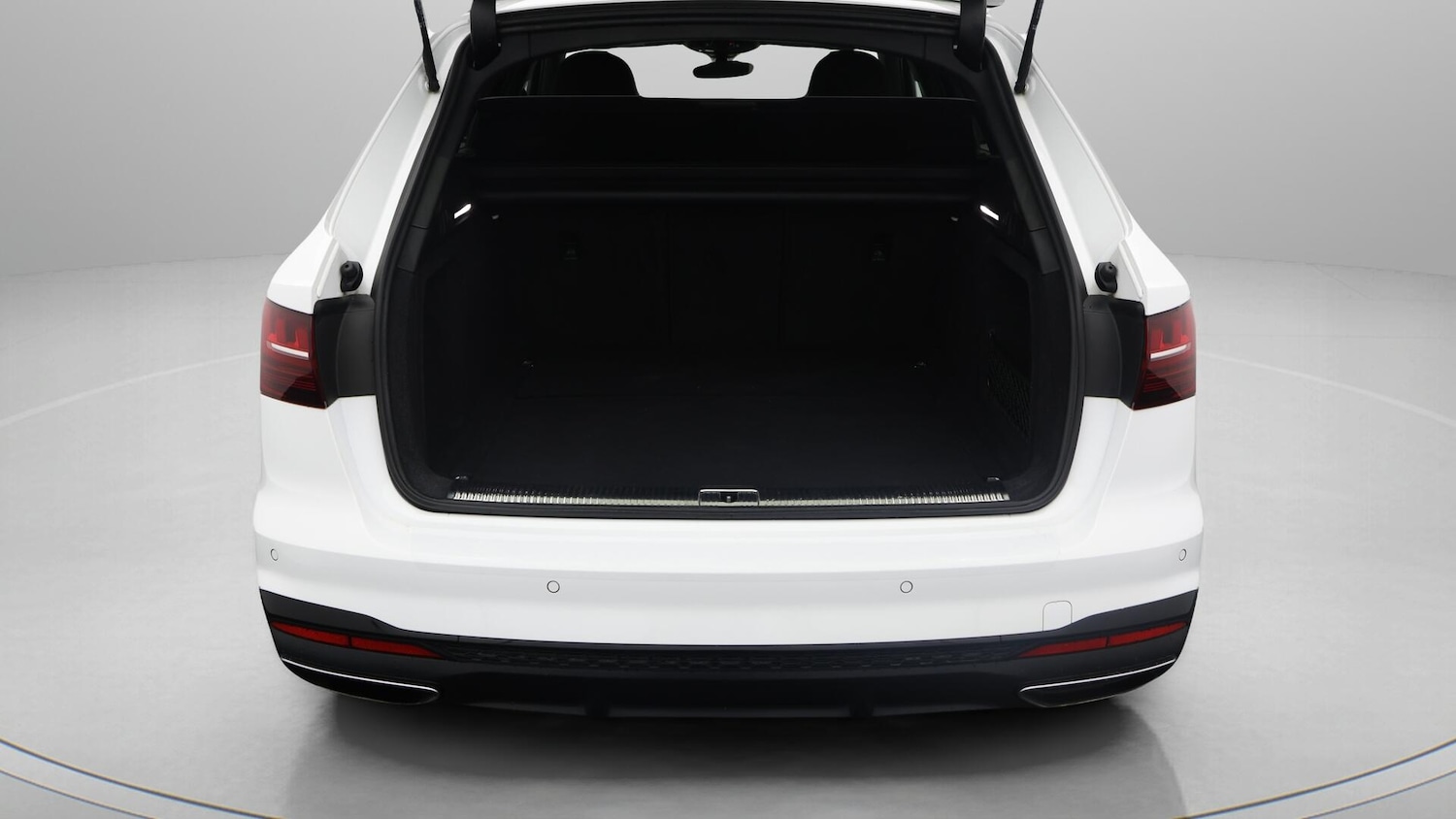 Used Audi A4 Avant 2021 for sale - 76270916: Photo 18