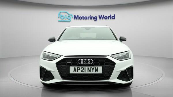 Used Audi A4 2021 for sale - 76270916: Photo 3