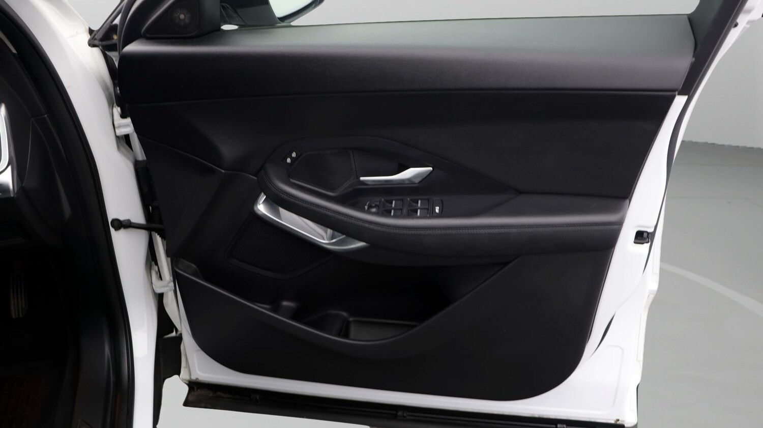 Used Jaguar E-Pace for sale - 77195566: Photo 15