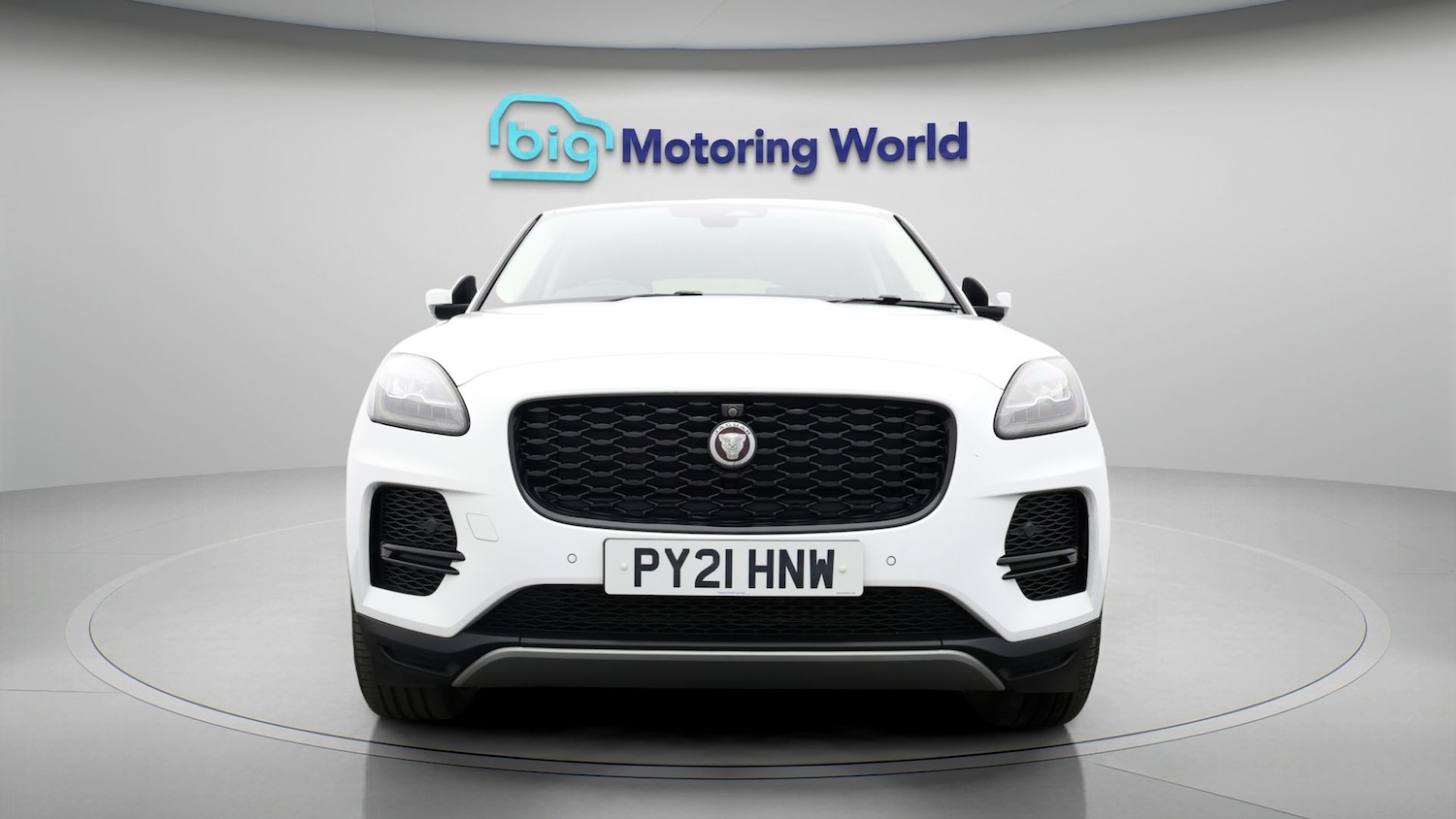 Used Jaguar E-Pace for sale - 77195566: Photo 2