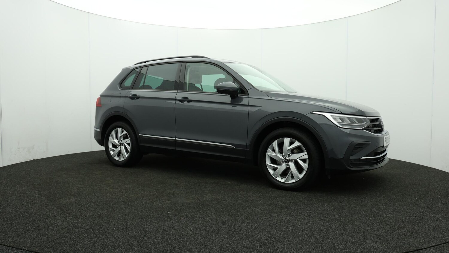 Used Volkswagen Tiguan 2022 for sale - 75990784: Photo 49
