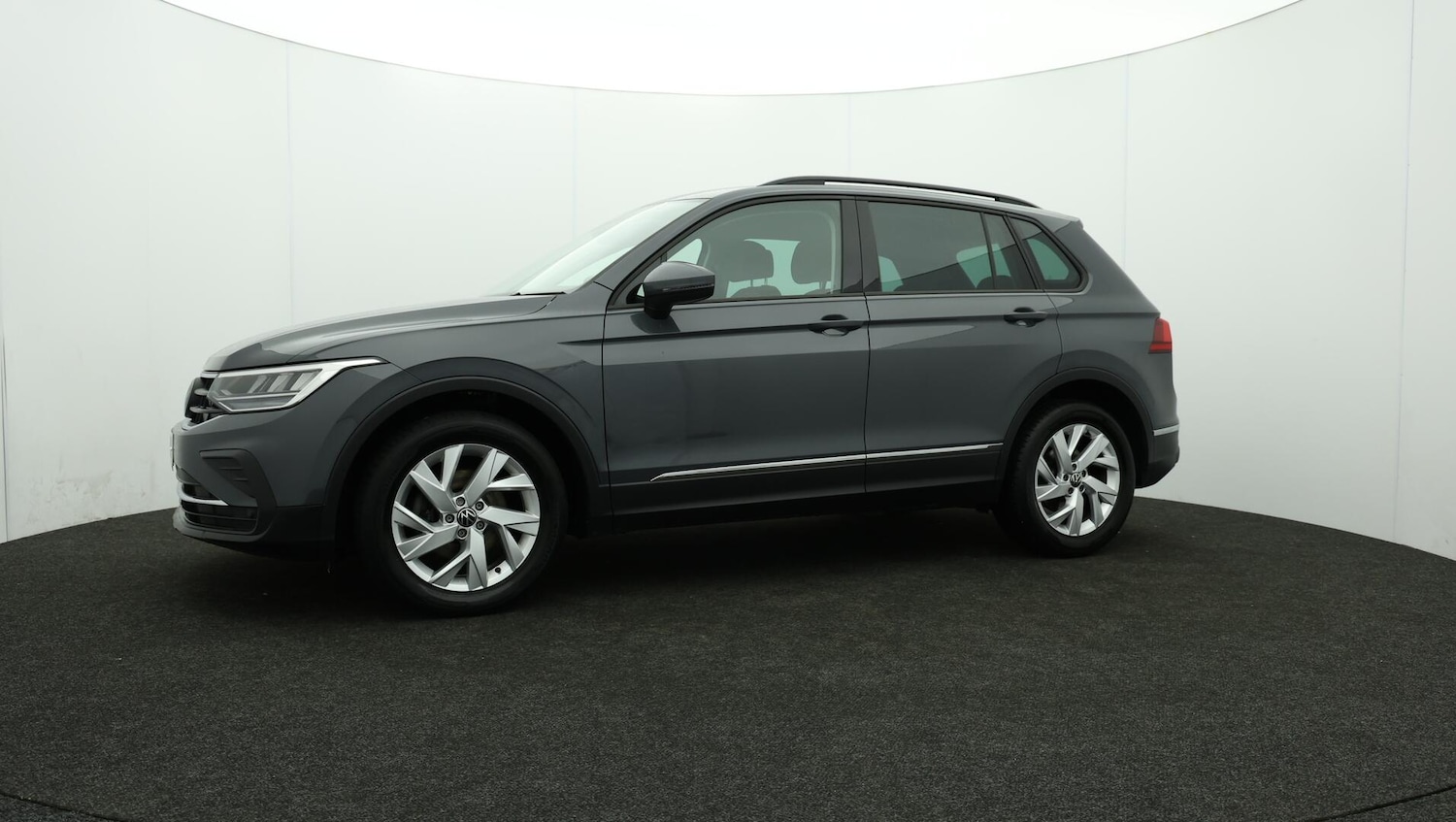 Used Volkswagen Tiguan 2022 for sale - 75990784: Photo 68