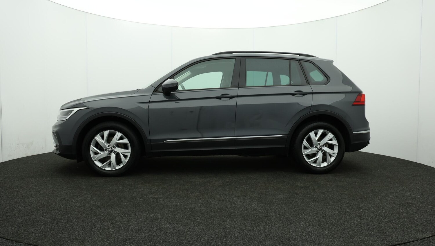 Used Volkswagen Tiguan 2022 for sale - 75990784: Photo 72