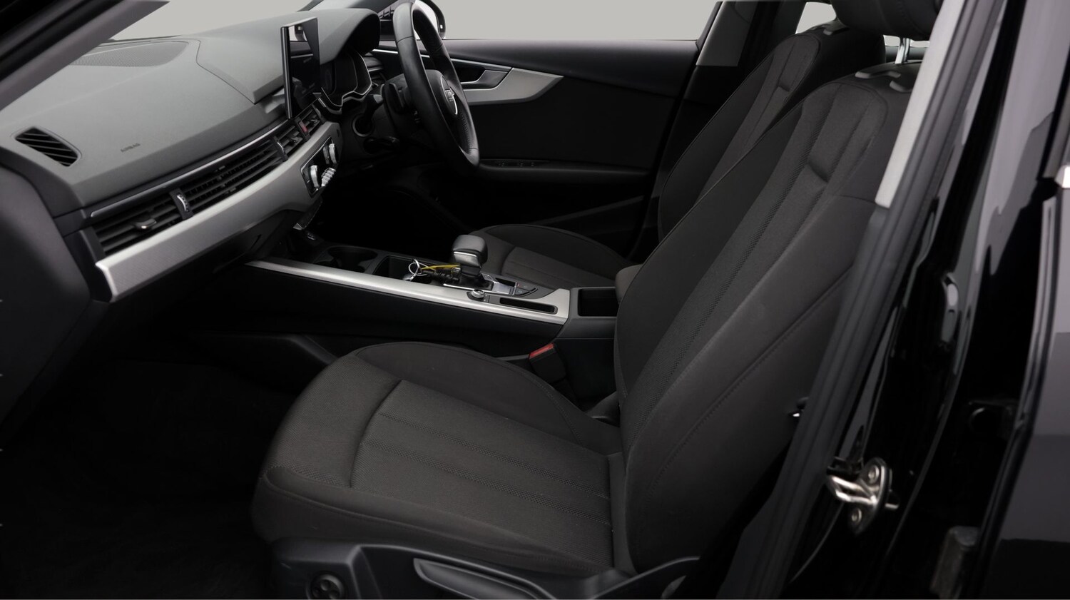 Used Audi A4 2020 for sale - 77909926: Photo 14