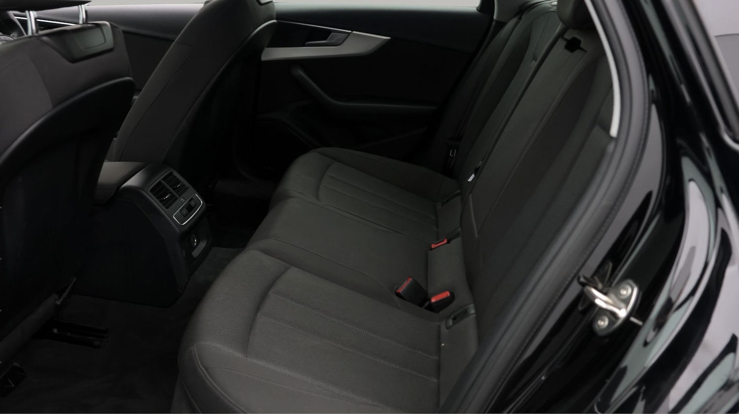 Used Audi A4 2020 for sale - 77909926: Photo 16