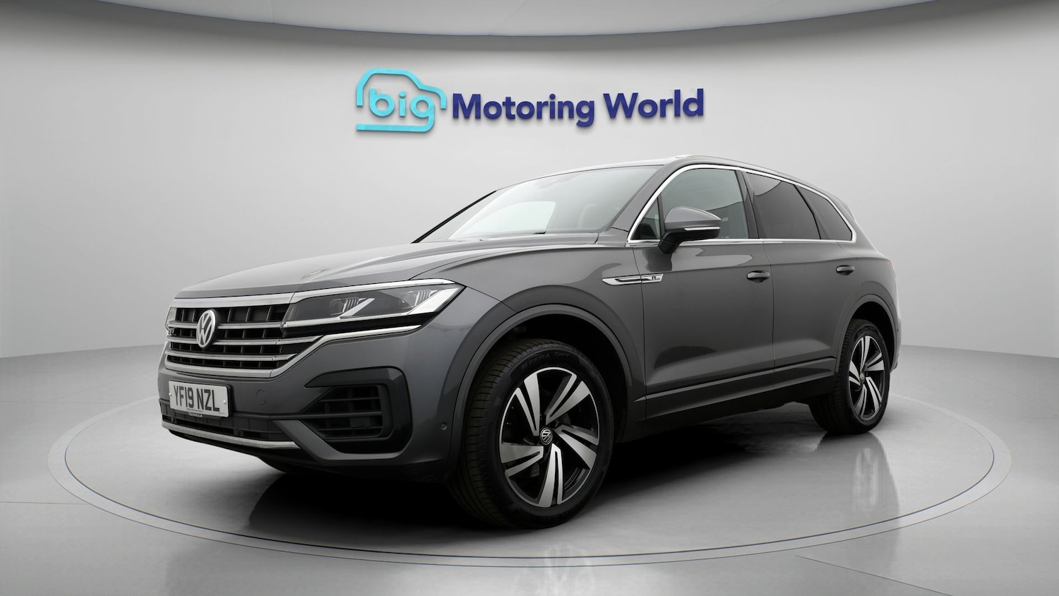 Used Volkswagen Touareg 2019 for sale - 77992066: Photo 3