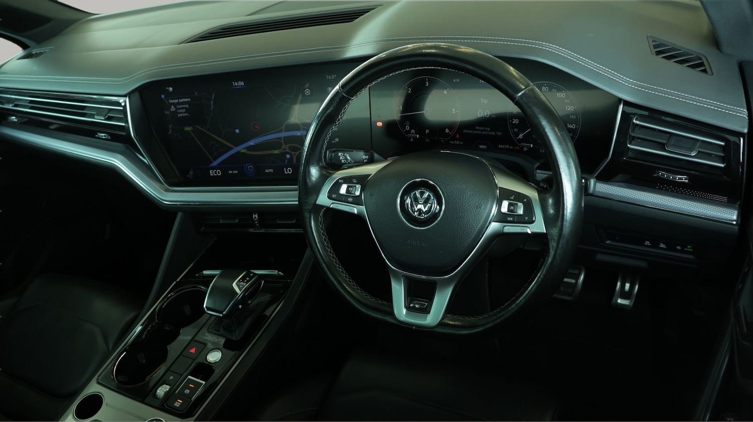 Used Volkswagen Touareg 2019 for sale - 77992066: Photo 9