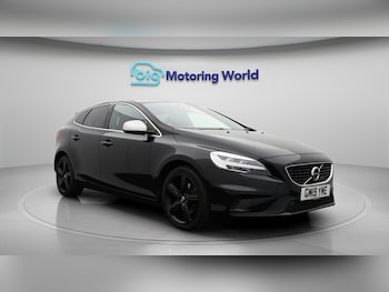 Used Volvo V40 2019 for sale - 75414166: Photo