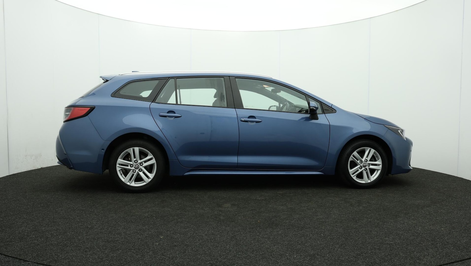 Used Toyota Corolla 2022 for sale - 76152569: Photo 42