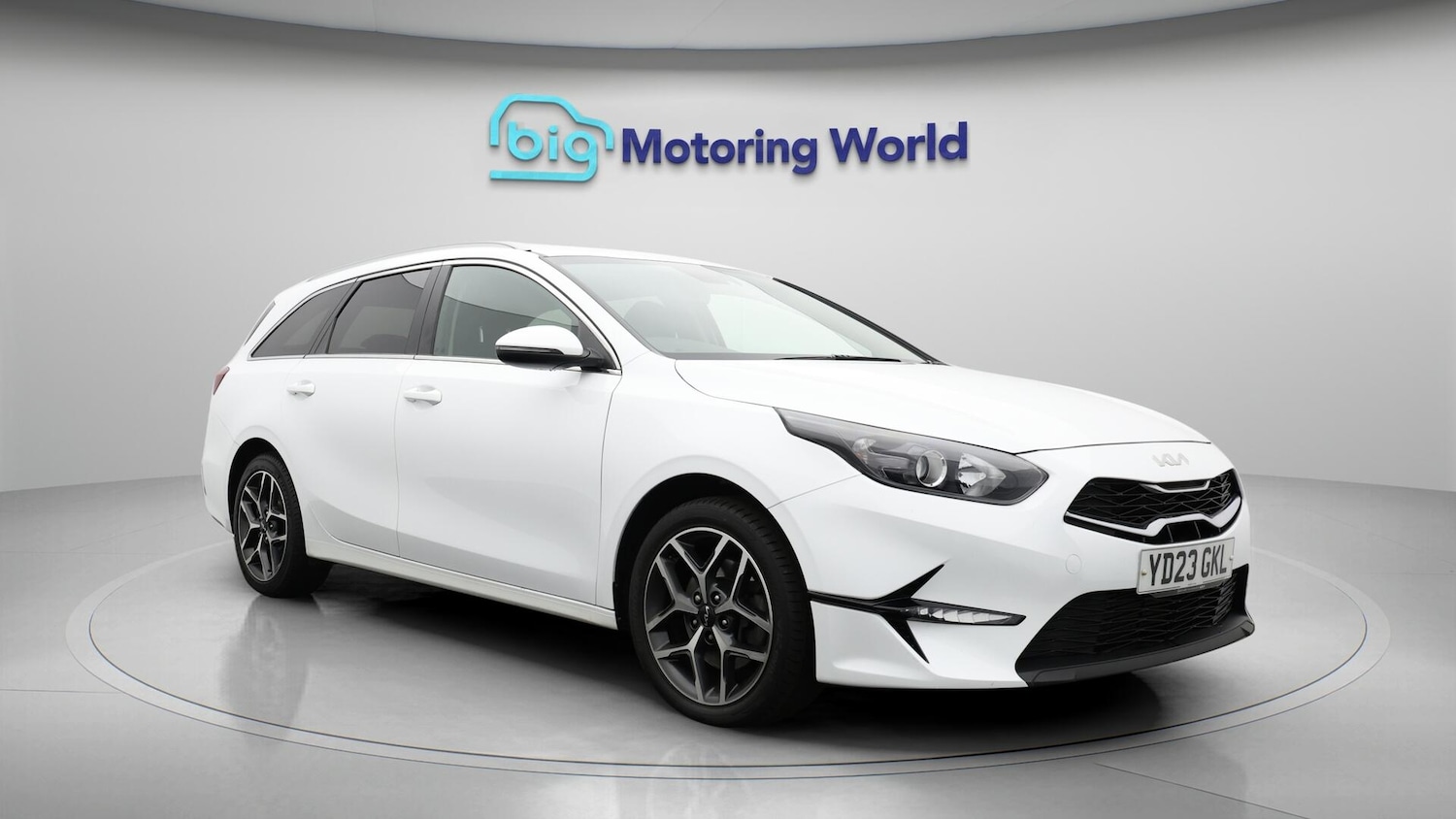Used Kia Ceed 2023 for sale - 76381279: Photo 1